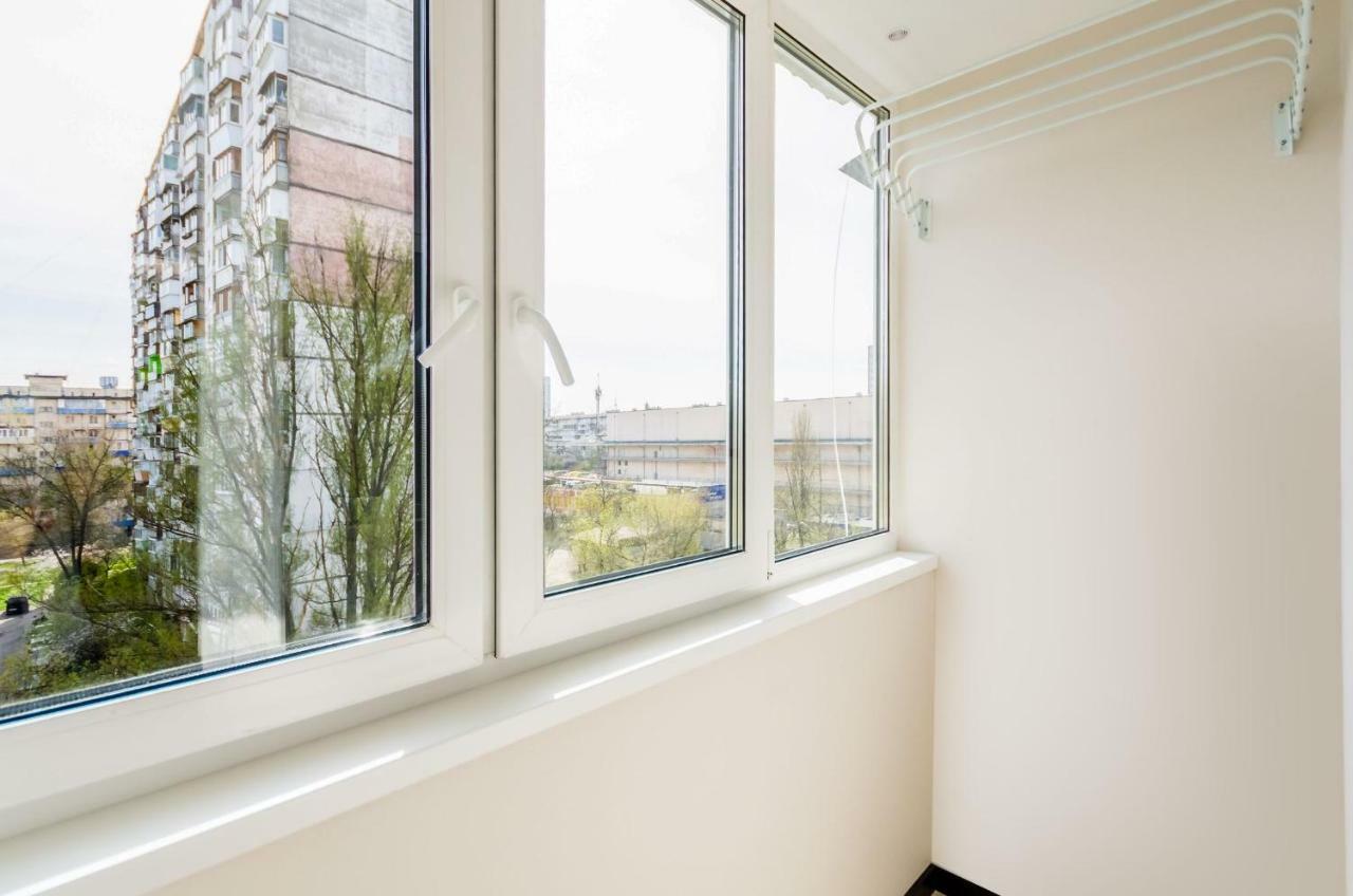 Artal Apartment On Obolonsky Avenue 16A Kyjev Exteriér fotografie