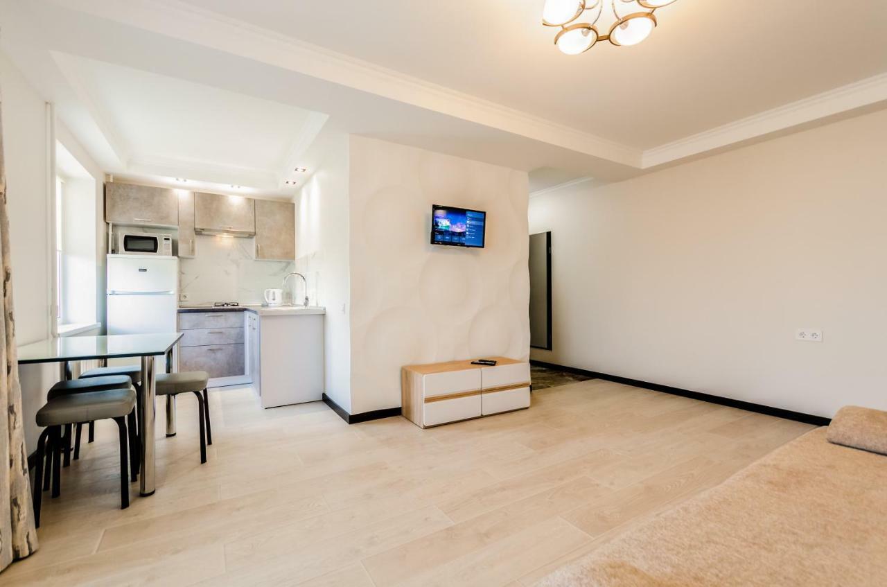 Artal Apartment On Obolonsky Avenue 16A Kyjev Exteriér fotografie